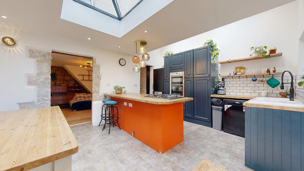 -Southwell-Street-11112025 151932.jpg