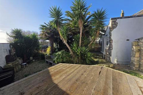 3 bedroom end of terrace house for sale, Southwell Street, Portland