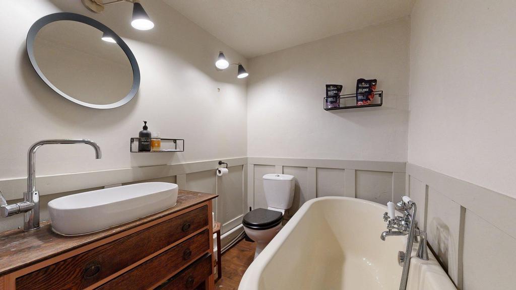 -Southwell-Street-11112025 160402.jpg
