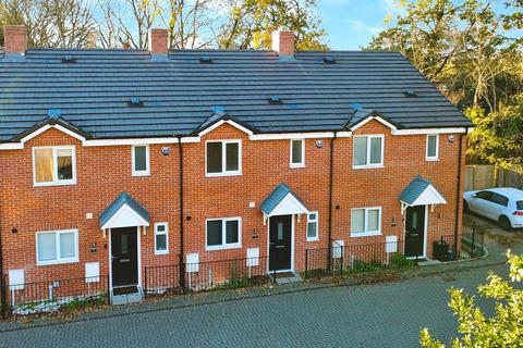 3 bedroom house to rent, Juno Road, Hemel Hempstead HP2