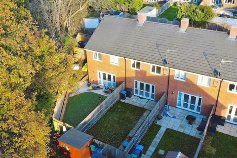 3 bedroom house to rent, Juno Road, Hemel Hempstead HP2