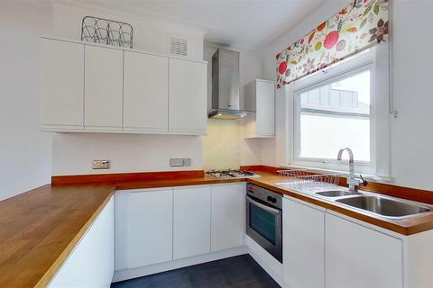 undefined, Brodrick Road, London