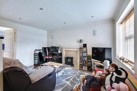 2 bedroom semi-detached house for sale, Lonsdale Drive, Toton