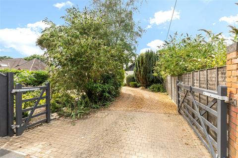 Nashgrove Lane, Finchampstead, Wokingham, Berkshire, RG40