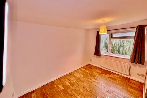 undefined, Chartres Court, UB6