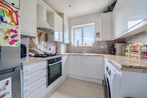 undefined, Grosvenor Road, West Finchley