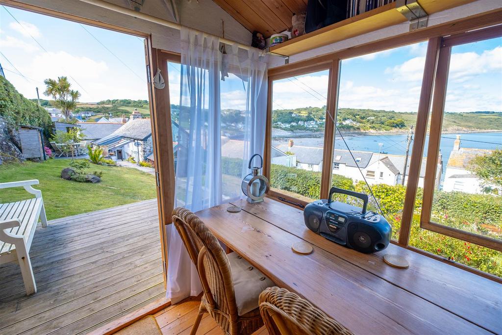 Ivy Cottage, Coverack-32.jpg