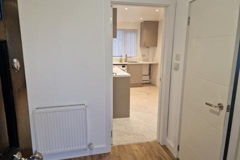 undefined, Barnet EN5
