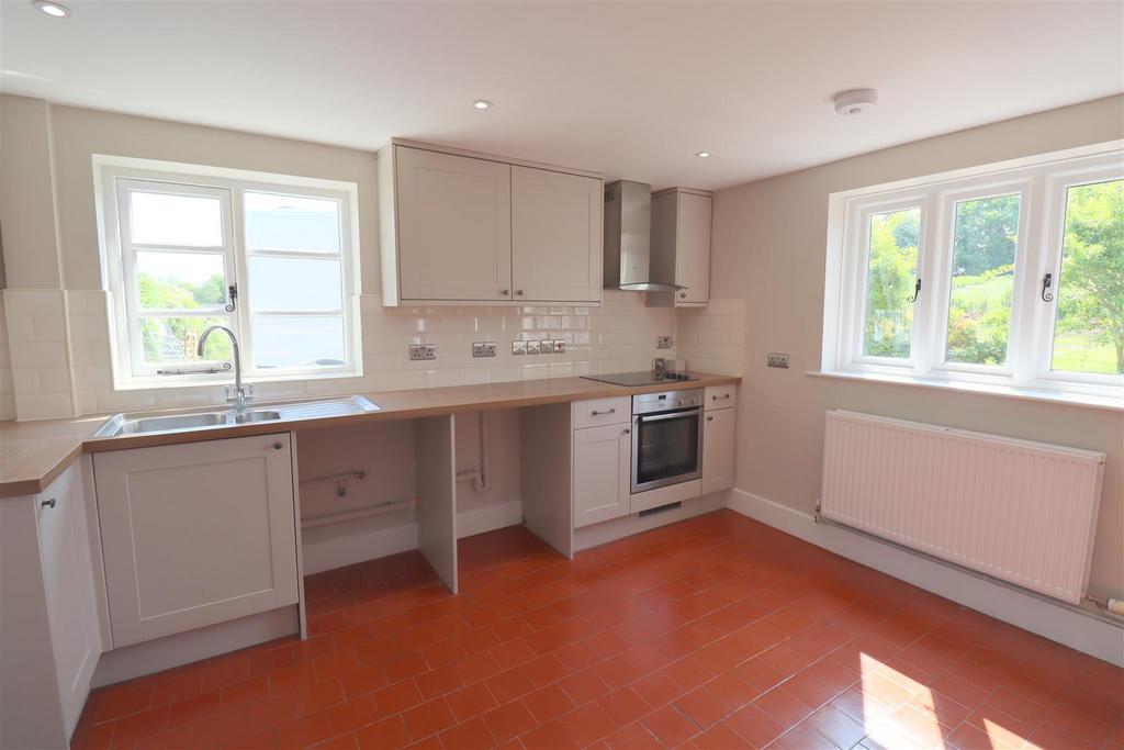 Kitchen.JPG