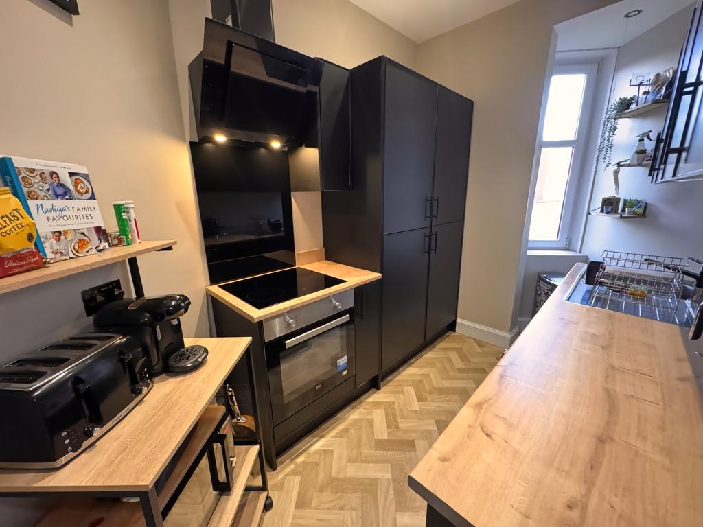 Kitchen 1