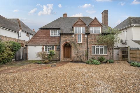 Fox Lane, Keston