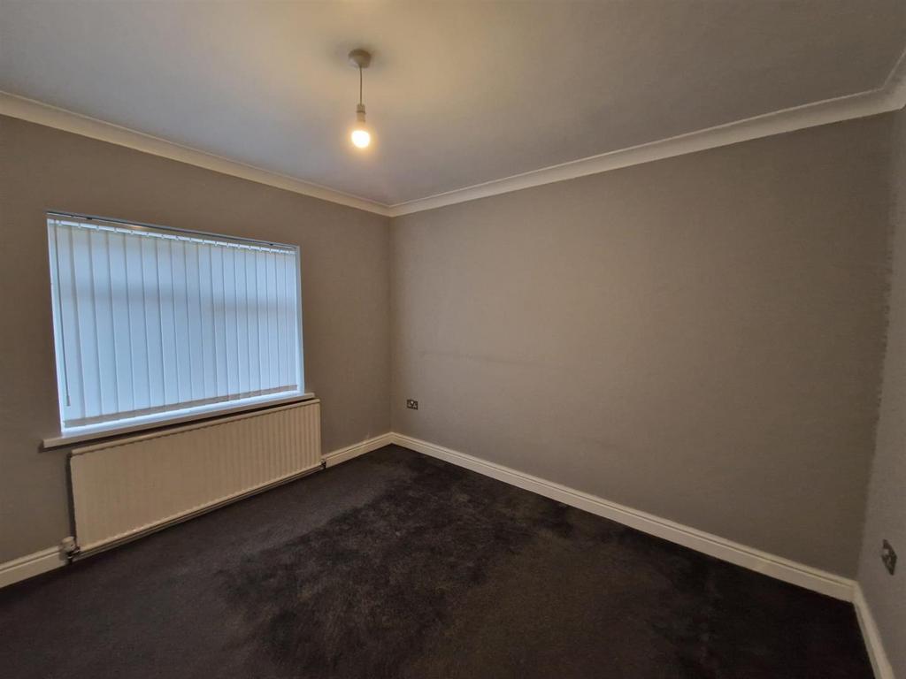 Whats App Image 2025-11-26 at 13.59.13 ba6f5342.jpg