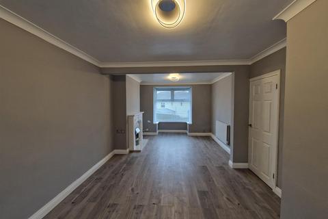3 bedroom semi-detached house to rent, Lydford Avenue, St. Thomas, Swansea