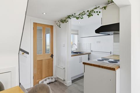 undefined, Heath Terrace, Hallow WR2