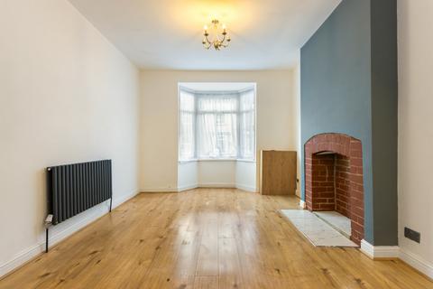 3 bedroom terraced house for sale, Gordon Street, Gainsborough, Lincolnshire, DN21