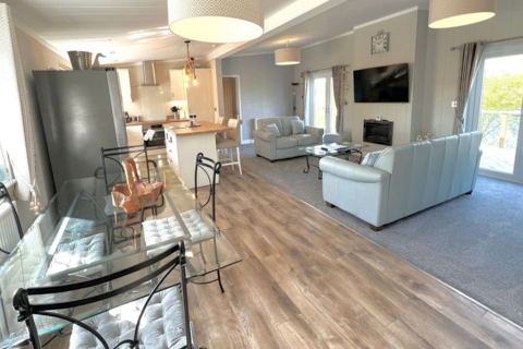 2 bedroom static caravan for sale, Beverley