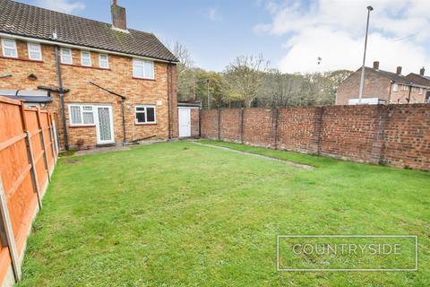 3 bedroom semi-detached house for sale, Rayleigh Road, Thundersley