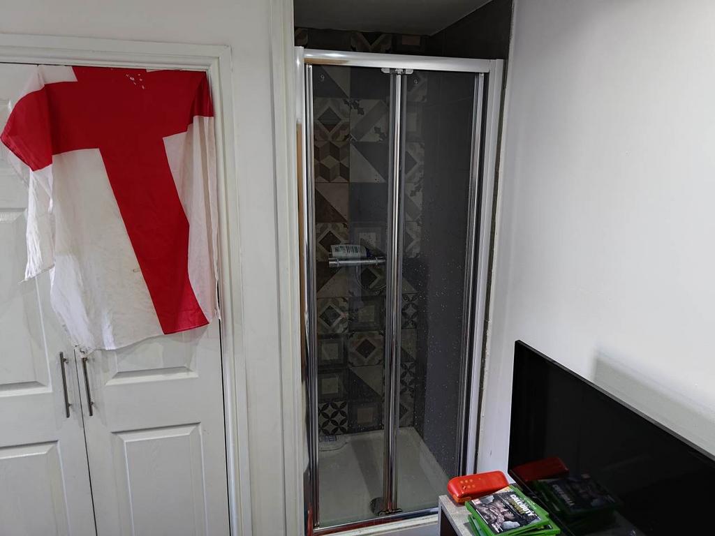 First floor middle b