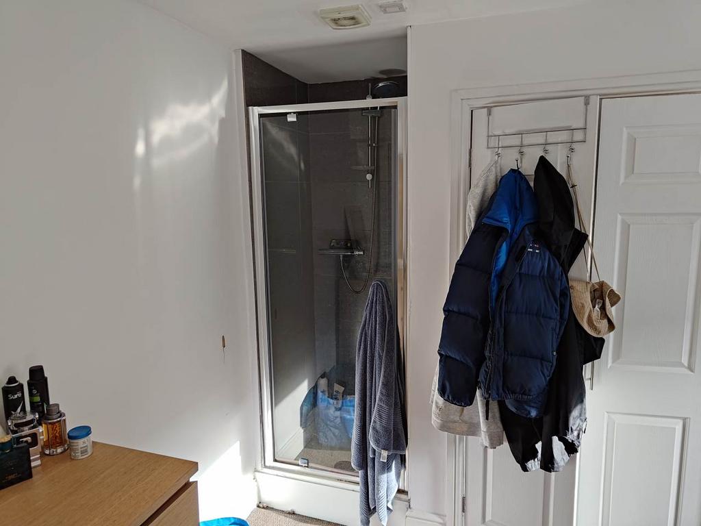 First floor front be