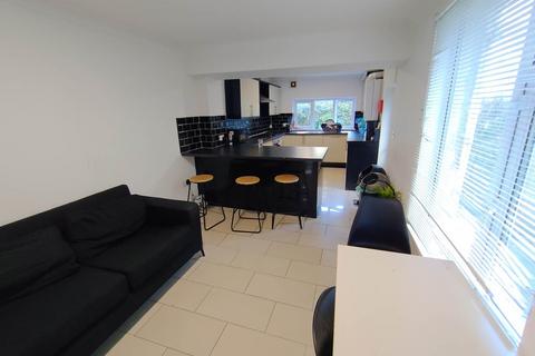6 bedroom house to rent, Glenroy Street, Roath, Cardiff