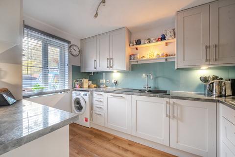 3 bedroom end of terrace house for sale, Poperinghe Way, Reading RG2