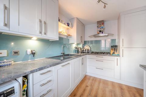 3 bedroom end of terrace house for sale, Poperinghe Way, Reading RG2