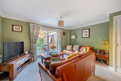 3 bedroom end of terrace house for sale, Poperinghe Way, Reading RG2