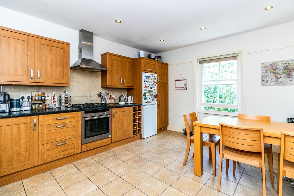 1000773980.finalphot