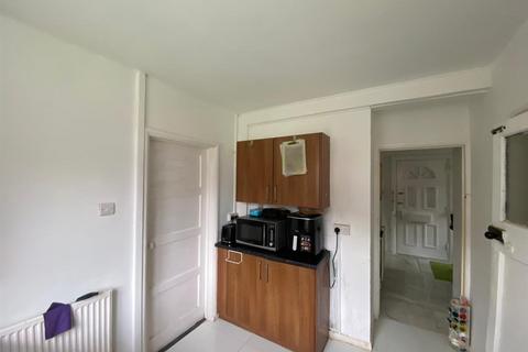 undefined, Neswick Walk, Manchester, M23