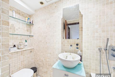 undefined, Selborne Court, Berkshire RG1