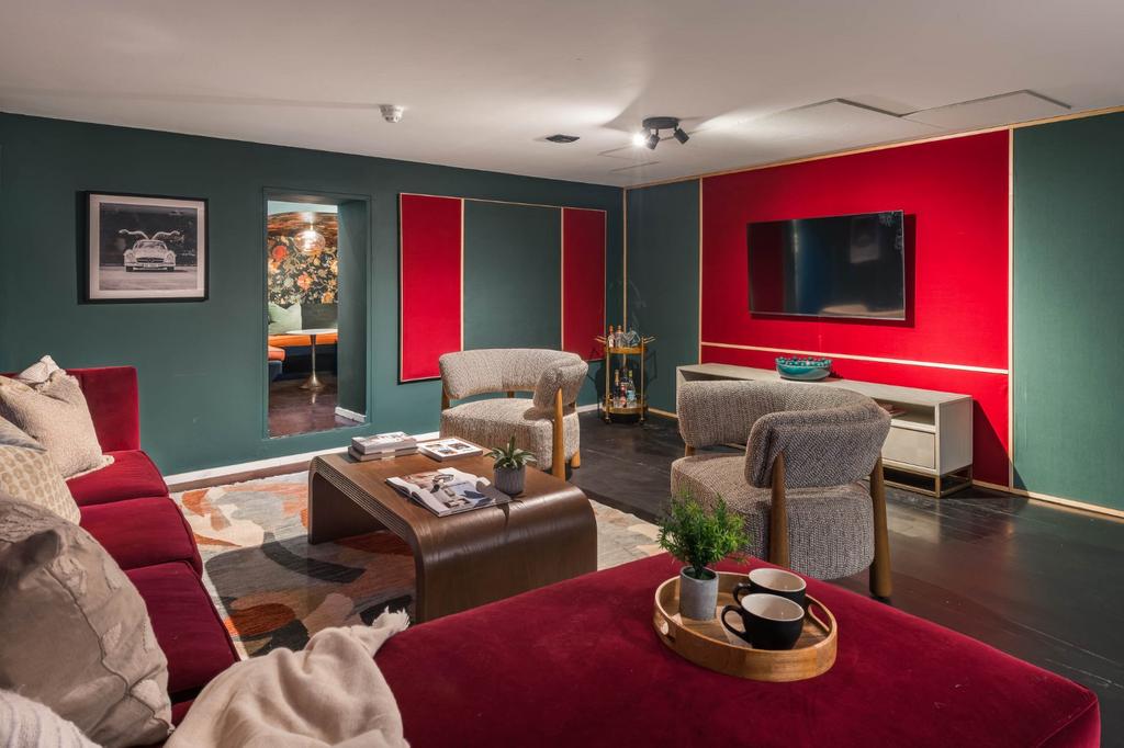 Media/Sitting Room