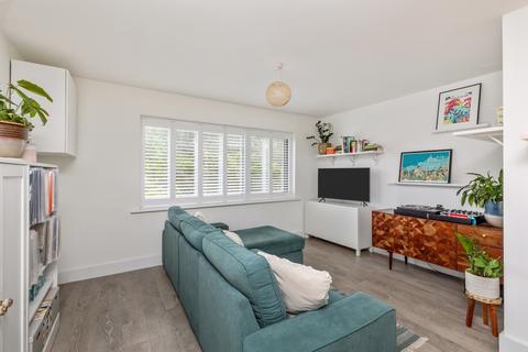 1 bedroom flat for sale, Amberley House, 4 Park Drive, Southdowns Park, Lewes, BN7