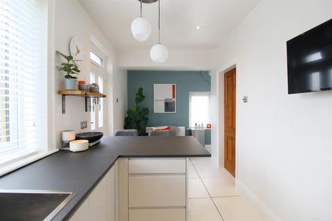 undefined, Lascelles Hall Road, Lascelles Hall, Huddersfield, HD5 0BE