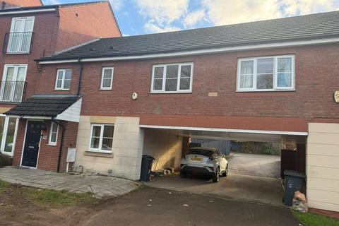 3 bedroom townhouse for sale, Kestrel Lane, Hamilton LE5