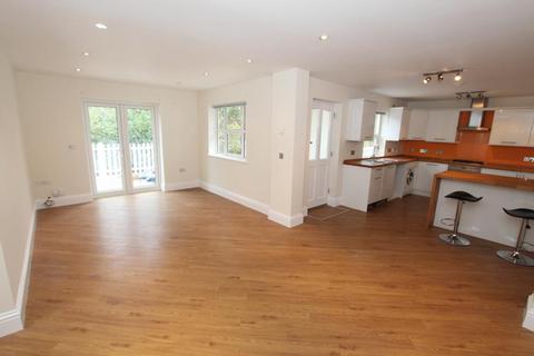 2 bedroom apartment to rent, 43 St Johns Road, Woking GU21