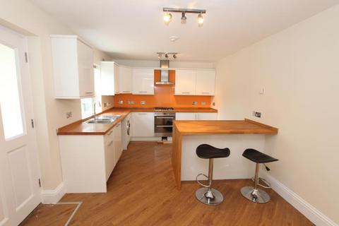 2 bedroom apartment to rent, 43 St Johns Road, Woking GU21