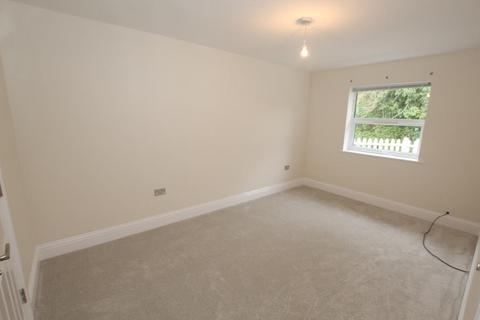 2 bedroom apartment to rent, 43 St Johns Road, Woking GU21