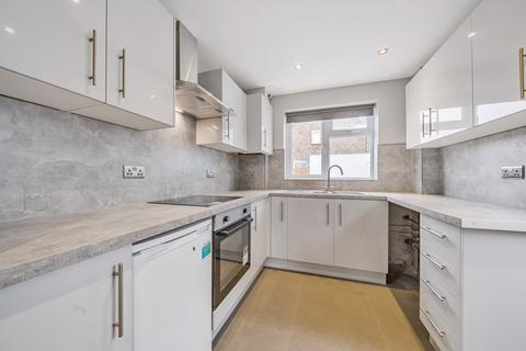 undefined, Priestwood Avenue, Berkshire RG42