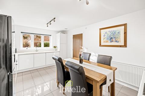 3 bedroom semi-detached house for sale, Boundary Farm Court, Grimsby DN33