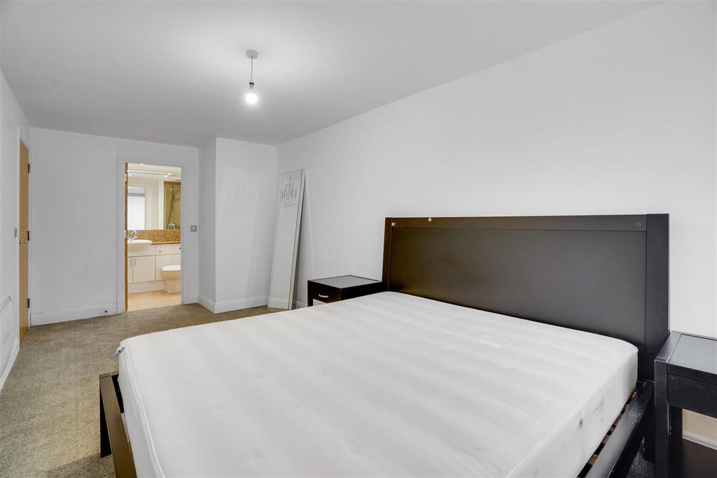 08-0d5781028-MK-PMSC-72 Visage Apartments-36.jpg