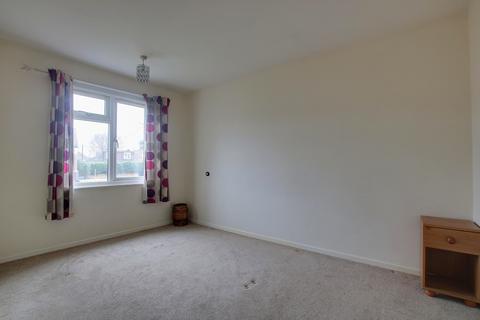 undefined, Romsey