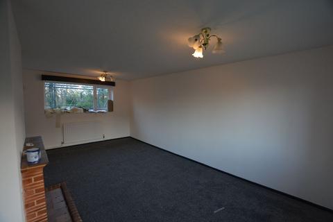 3 bedroom semi-detached house to rent, Hill Side, Tuxford, Newark
