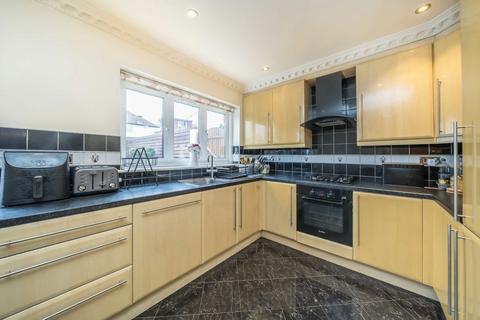 4 bedroom end of terrace house for sale, Brent Park Road, London NW4