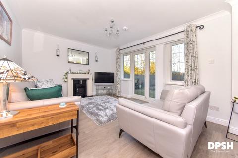4 bedroom detached house for sale, Clark Spring Rise, Churwell, Leeds
