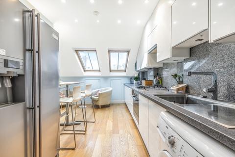 2 bedroom flat to rent, The Mall, London, W5