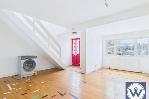 undefined, Broomcroft Avenue, Northolt, UB5 6HZ