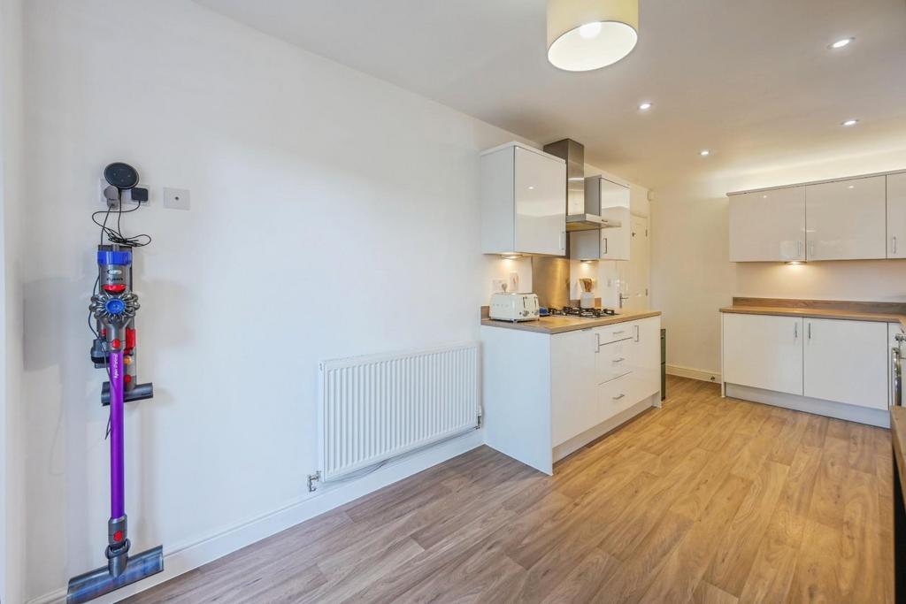 57croftclose-6.jpg
