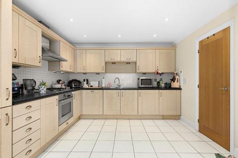undefined, Bridgewater Road, Weybridge