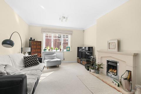 undefined, Bridgewater Road, Weybridge