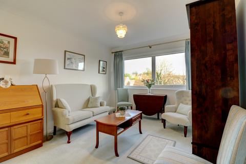 1 bedroom apartment for sale, Windsor Drive, Buckinghamshire HP13